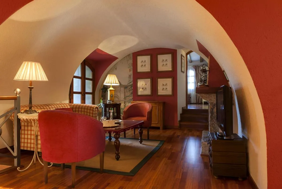 Hotel & Spa El Castell De Ciutat Сео-де-Уржель