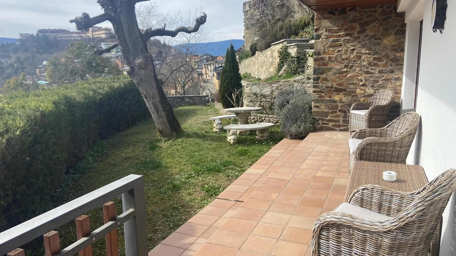 Hotel & Spa El Castell De Ciutat Сео-де-Уржель Испания